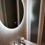 Apartment Elegant White In Centre With Parking *